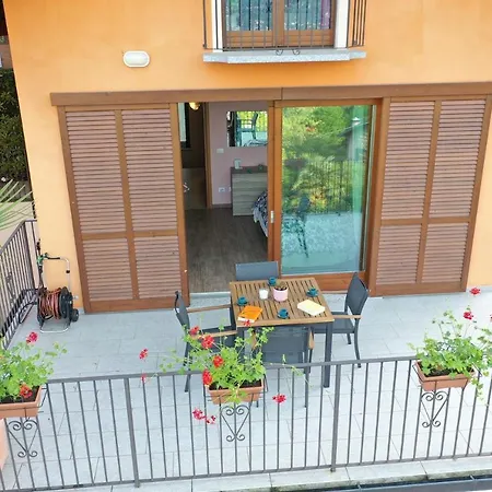 וילה Palmito באוונו